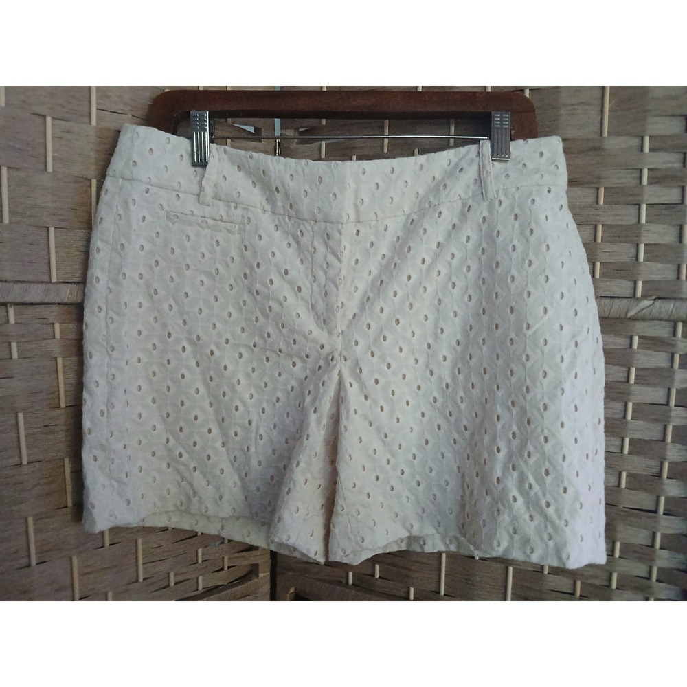 NWT Taylor Loft Cream Eyelet Cotton  Shorts Sz 6 Beachy Resort Boho
